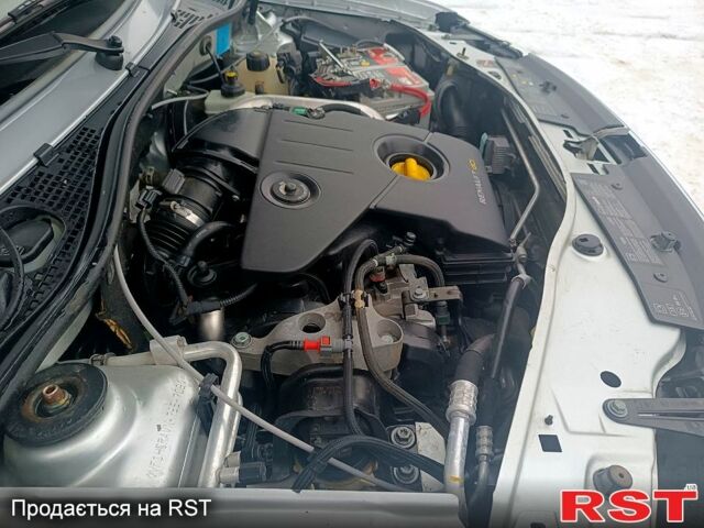 Рено Дастер, объемом двигателя 1.5 л и пробегом 167 тыс. км за 9300 $, фото 4 на Automoto.ua