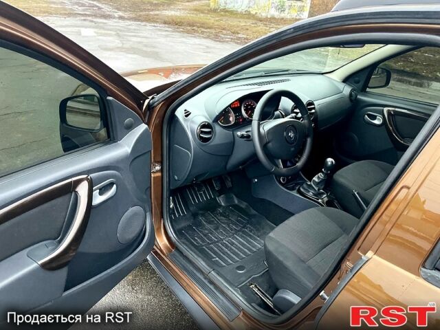 Рено Дастер, объемом двигателя 2 л и пробегом 182 тыс. км за 9900 $, фото 12 на Automoto.ua