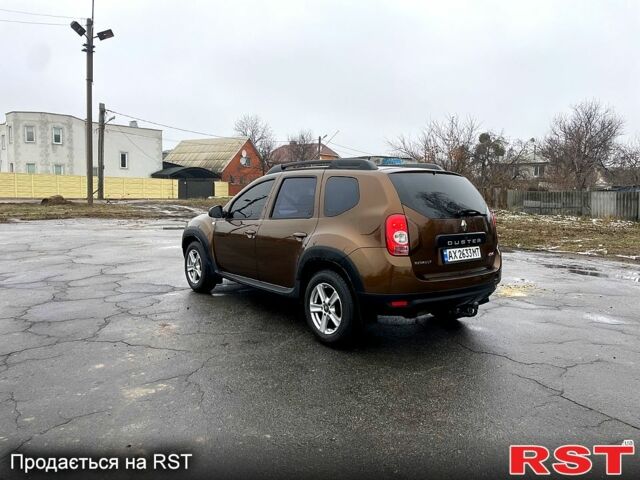 Рено Дастер, объемом двигателя 2 л и пробегом 182 тыс. км за 9900 $, фото 2 на Automoto.ua