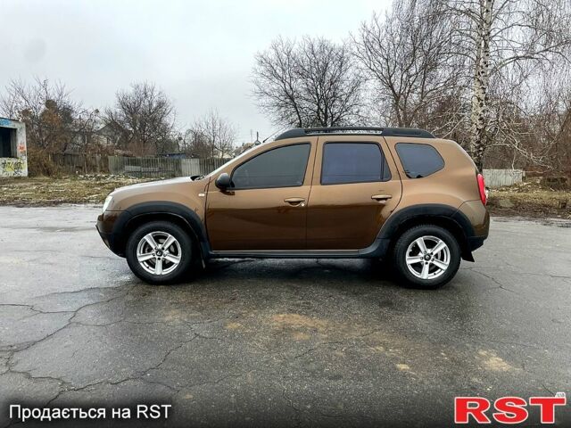 Рено Дастер, объемом двигателя 2 л и пробегом 182 тыс. км за 9900 $, фото 3 на Automoto.ua