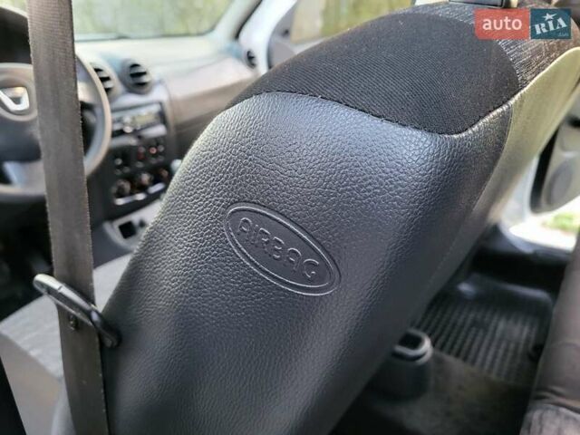 Рено Дастер, об'ємом двигуна 1.5 л та пробігом 137 тис. км за 9400 $, фото 88 на Automoto.ua