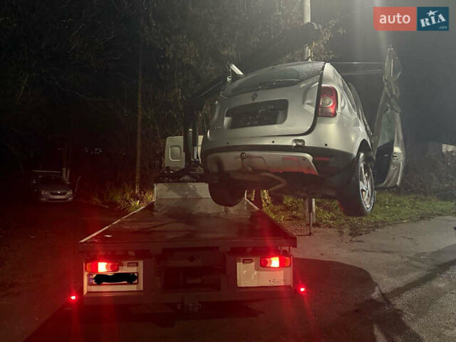 Рено Дастер, объемом двигателя 1.46 л и пробегом 240 тыс. км за 3300 $, фото 1 на Automoto.ua