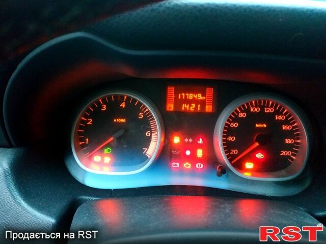 Рено Дастер, об'ємом двигуна 1.5 л та пробігом 177 тис. км за 8000 $, фото 10 на Automoto.ua