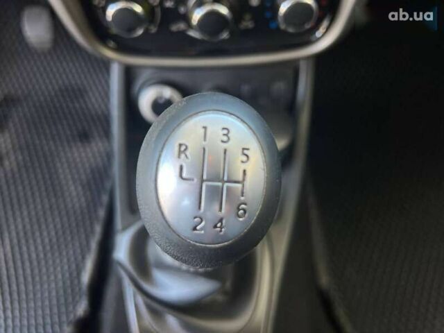 Рено Дастер, объемом двигателя 0 л и пробегом 93 тыс. км за 9700 $, фото 17 на Automoto.ua
