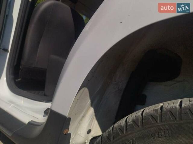 Рено Дастер, объемом двигателя 1.6 л и пробегом 120 тыс. км за 12600 $, фото 7 на Automoto.ua