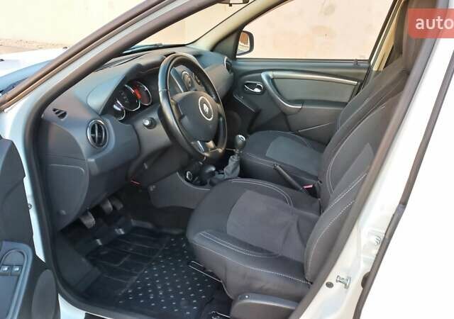 Рено Дастер, объемом двигателя 1.6 л и пробегом 170 тыс. км за 11300 $, фото 9 на Automoto.ua
