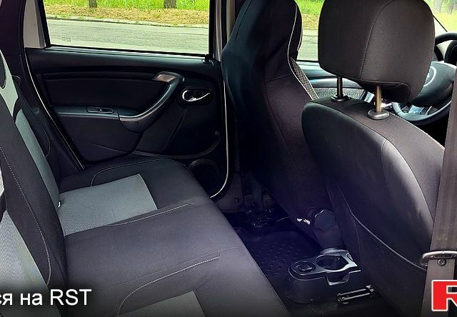 Рено Дастер, объемом двигателя 1.5 л и пробегом 0 тыс. км за 10950 $, фото 7 на Automoto.ua
