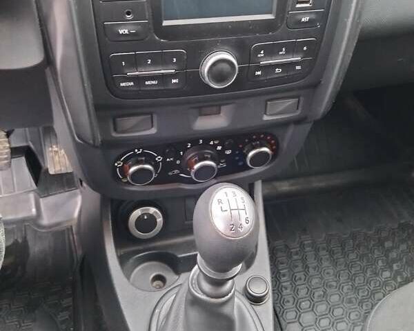 Рено Дастер, объемом двигателя 1.5 л и пробегом 305 тыс. км за 10200 $, фото 10 на Automoto.ua