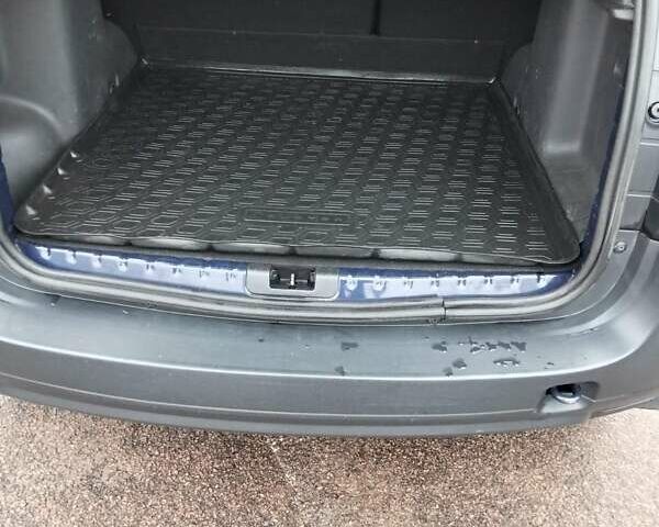 Рено Дастер, объемом двигателя 1.5 л и пробегом 305 тыс. км за 10200 $, фото 9 на Automoto.ua