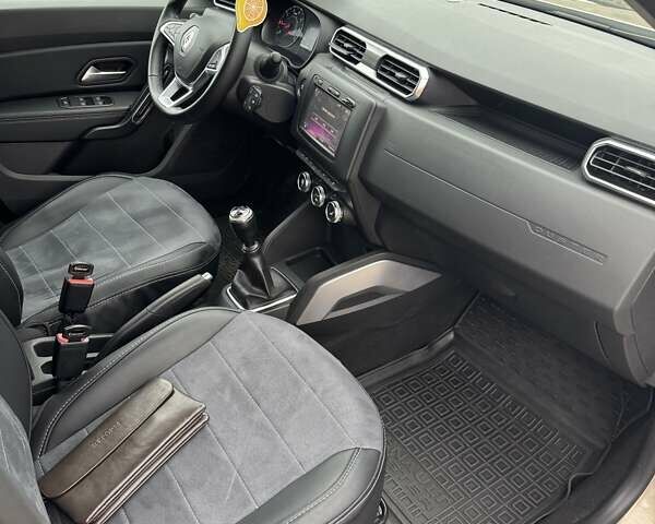 Рено Дастер, объемом двигателя 1.5 л и пробегом 50 тыс. км за 20000 $, фото 6 на Automoto.ua