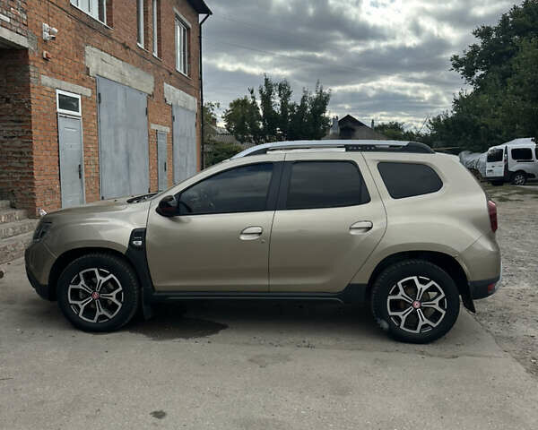 Рено Дастер, объемом двигателя 1.5 л и пробегом 175 тыс. км за 15500 $, фото 2 на Automoto.ua