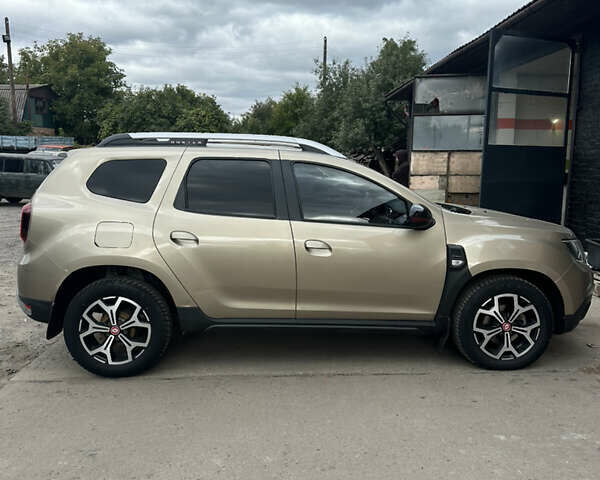 Рено Дастер, объемом двигателя 1.5 л и пробегом 175 тыс. км за 15500 $, фото 5 на Automoto.ua