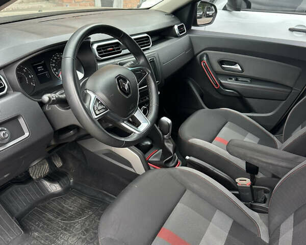 Рено Дастер, объемом двигателя 1.5 л и пробегом 175 тыс. км за 15500 $, фото 7 на Automoto.ua