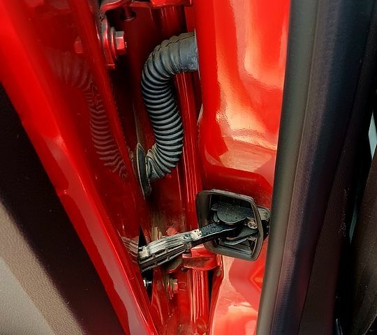 Рено Дастер, объемом двигателя 1.5 л и пробегом 120 тыс. км за 16300 $, фото 2 на Automoto.ua