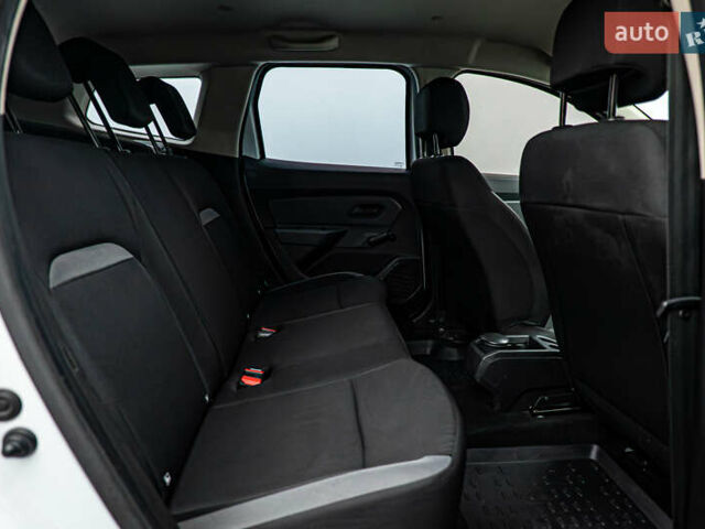 Рено Дастер, объемом двигателя 1.5 л и пробегом 111 тыс. км за 16360 $, фото 16 на Automoto.ua