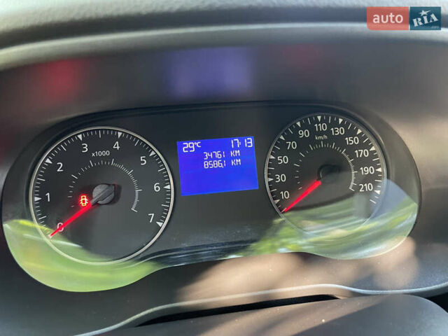 Рено Дастер, объемом двигателя 1.6 л и пробегом 34 тыс. км за 15500 $, фото 13 на Automoto.ua