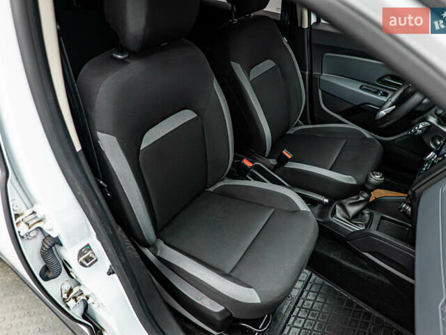 Рено Дастер, об'ємом двигуна 1.5 л та пробігом 115 тис. км за 17558 $, фото 17 на Automoto.ua