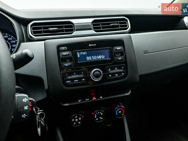 Рено Дастер, об'ємом двигуна 1.5 л та пробігом 115 тис. км за 17558 $, фото 13 на Automoto.ua