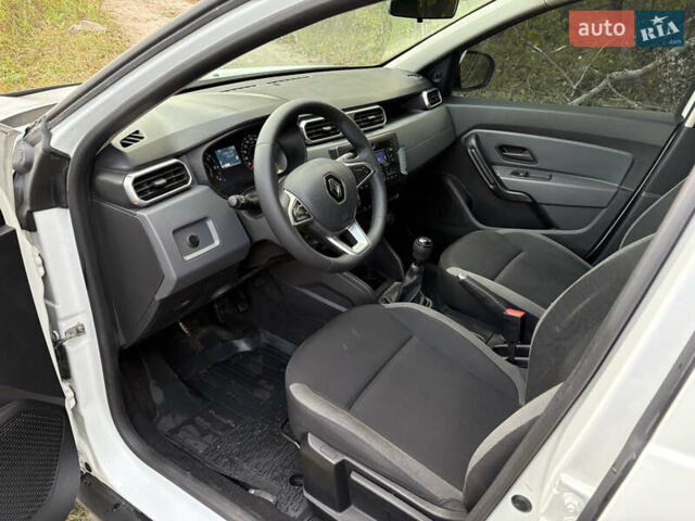 Рено Дастер, объемом двигателя 1.5 л и пробегом 27 тыс. км за 15300 $, фото 9 на Automoto.ua