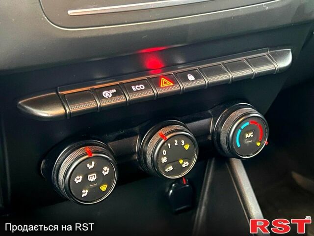 Рено Дастер, об'ємом двигуна 1.5 л та пробігом 224 тис. км за 13700 $, фото 4 на Automoto.ua