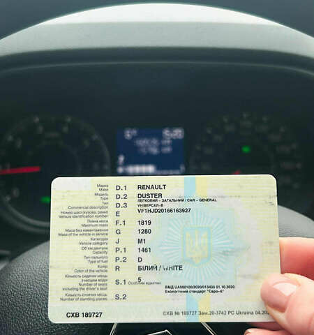 Рено Дастер, объемом двигателя 1.5 л и пробегом 160 тыс. км за 15000 $, фото 5 на Automoto.ua