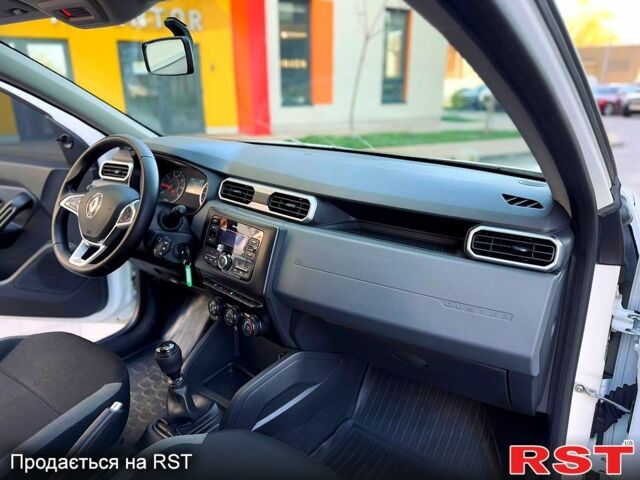 Рено Дастер, объемом двигателя 15 л и пробегом 59 тыс. км за 15300 $, фото 3 на Automoto.ua