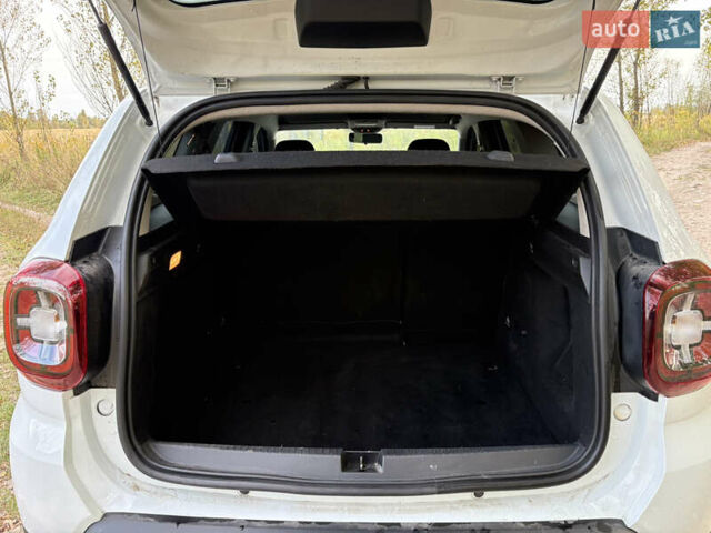 Рено Дастер, объемом двигателя 1.5 л и пробегом 27 тыс. км за 15300 $, фото 12 на Automoto.ua