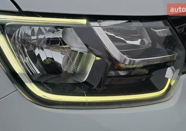 Рено Дастер, объемом двигателя 1.6 л и пробегом 96 тыс. км за 15700 $, фото 2 на Automoto.ua