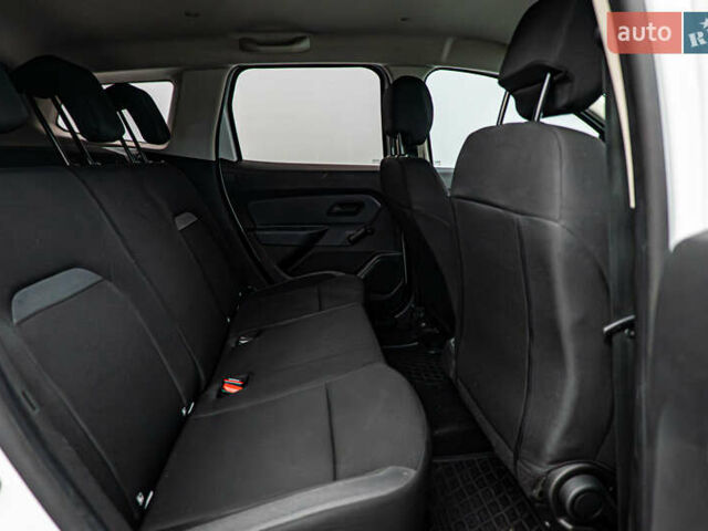 Рено Дастер, об'ємом двигуна 1.5 л та пробігом 115 тис. км за 17558 $, фото 18 на Automoto.ua