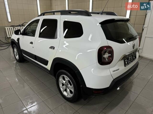 Рено Дастер, объемом двигателя 1.5 л и пробегом 75 тыс. км за 19999 $, фото 4 на Automoto.ua