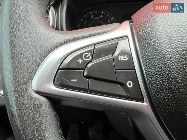 Рено Дастер, объемом двигателя 1.5 л и пробегом 180 тыс. км за 19200 $, фото 26 на Automoto.ua