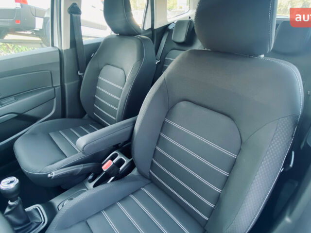 Рено Дастер, об'ємом двигуна 1.5 л та пробігом 0 тис. км за 26136 $, фото 18 на Automoto.ua