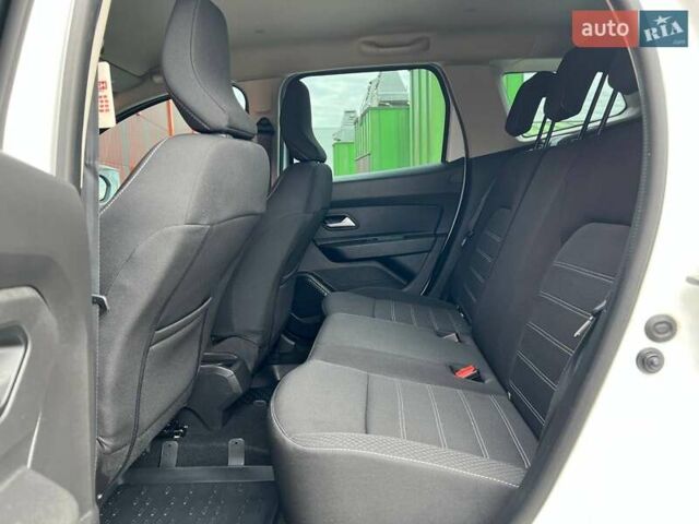 Рено Дастер, объемом двигателя 1.5 л и пробегом 180 тыс. км за 19200 $, фото 20 на Automoto.ua