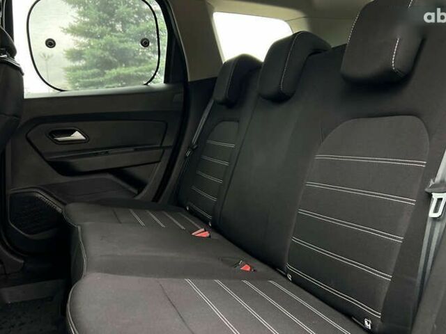 Рено Дастер, объемом двигателя 1.6 л и пробегом 46 тыс. км за 17700 $, фото 10 на Automoto.ua