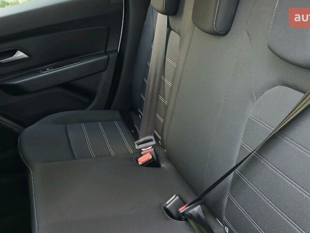 купить новое авто Рено Дастер 2024 года от официального дилера Автосалон Renault на Хмельницького Рено фото