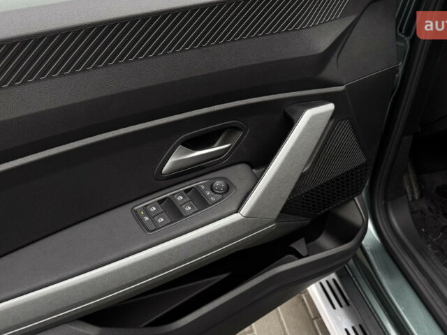 Рено Дастер, объемом двигателя 1.2 л и пробегом 0 тыс. км за 27896 $, фото 11 на Automoto.ua