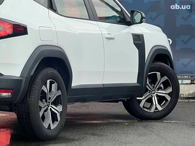 Рено Дастер, объемом двигателя 1.5 л и пробегом 1 тыс. км за 24900 $, фото 15 на Automoto.ua