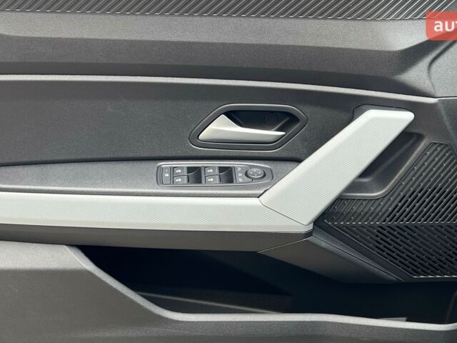 Рено Дастер, об'ємом двигуна 1.5 л та пробігом 0 тис. км за 24372 $, фото 7 на Automoto.ua