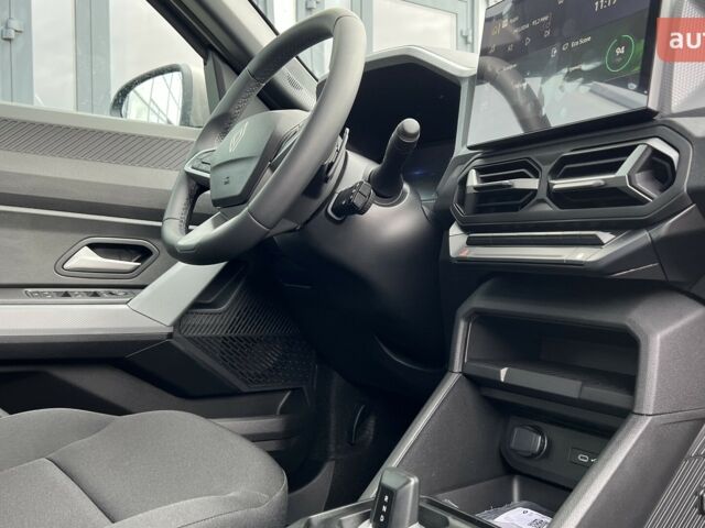 купить новое авто Рено Дастер 2025 года от официального дилера Автоцентр AUTO.RIA Рено фото