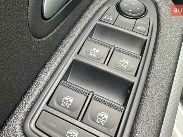 Рено Дастер, объемом двигателя 1.5 л и пробегом 0 тыс. км за 23073 $, фото 10 на Automoto.ua