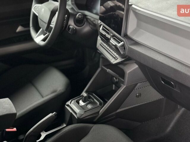 Рено Дастер, объемом двигателя 1.33 л и пробегом 0 тыс. км за 25248 $, фото 7 на Automoto.ua