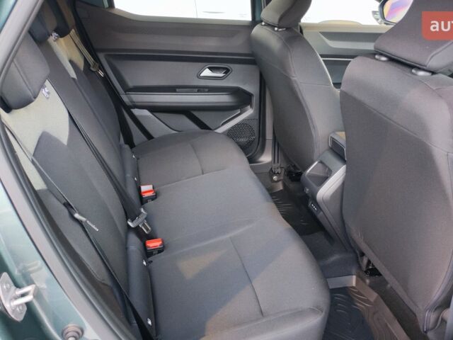 Рено Дастер, об'ємом двигуна 1.2 л та пробігом 0 тис. км за 27325 $, фото 15 на Automoto.ua