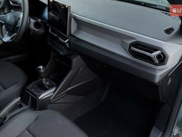 Рено Дастер, об'ємом двигуна 1.5 л та пробігом 0 тис. км за 25297 $, фото 15 на Automoto.ua