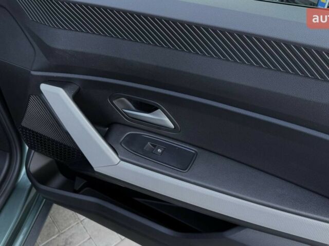 Рено Дастер, объемом двигателя 1.5 л и пробегом 0 тыс. км за 25695 $, фото 23 на Automoto.ua