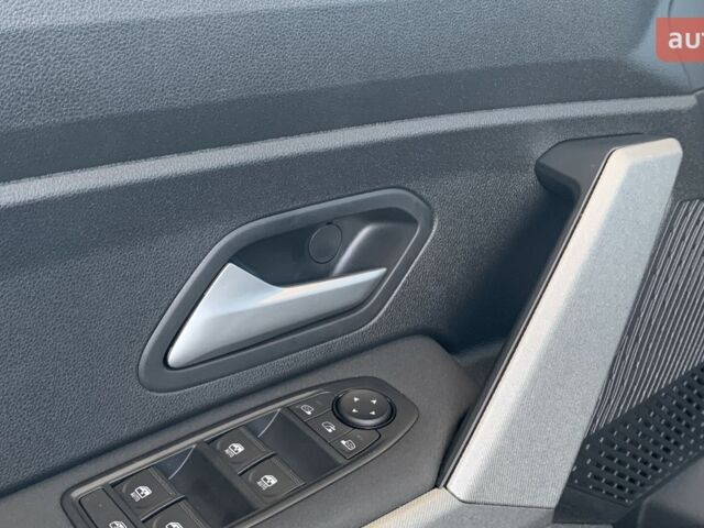 Рено Дастер, объемом двигателя 1.2 л и пробегом 0 тыс. км за 28810 $, фото 4 на Automoto.ua