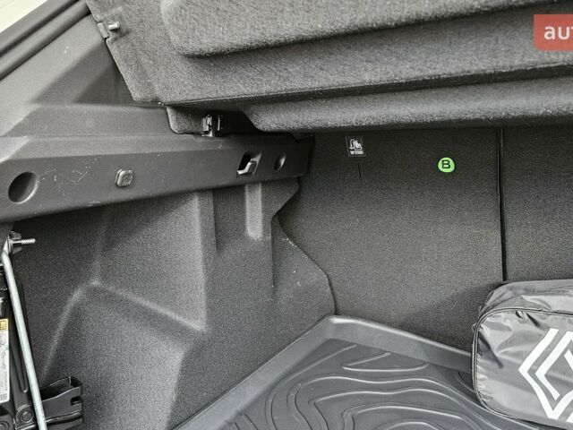 Рено Дастер, об'ємом двигуна 1.5 л та пробігом 0 тис. км за 26430 $, фото 34 на Automoto.ua