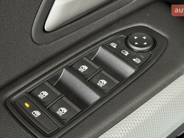 купити нове авто Рено Дастер 2025 року від офіційного дилера Автоцентр AUTO.RIA Рено фото