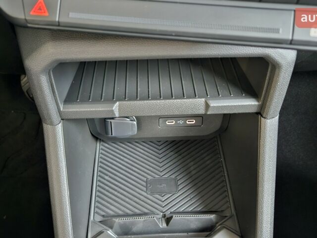 Рено Дастер, об'ємом двигуна 1.2 л та пробігом 0 тис. км за 27173 $, фото 25 на Automoto.ua