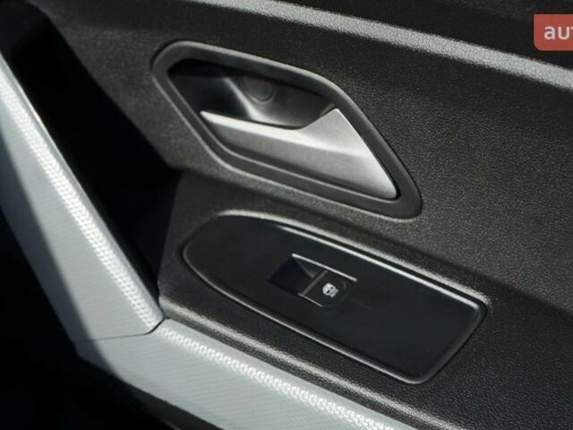 Рено Дастер, объемом двигателя 1.5 л и пробегом 0 тыс. км за 24155 $, фото 17 на Automoto.ua