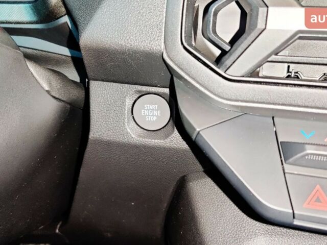 Рено Дастер, об'ємом двигуна 1.2 л та пробігом 0 тис. км за 29486 $, фото 23 на Automoto.ua